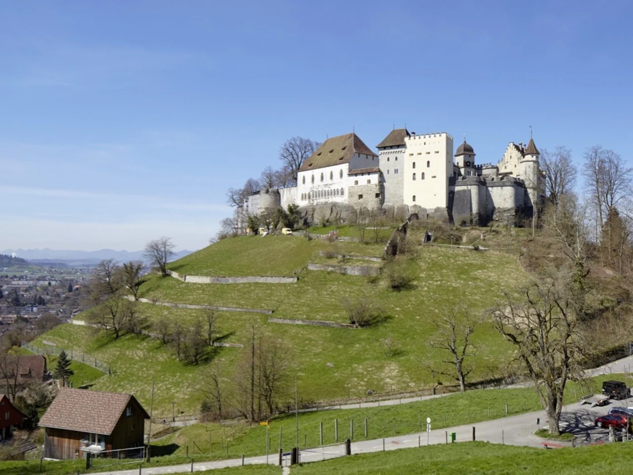 Lenzburg Castle still towers over the small town today. This is where the Habsburgs retreated to when the Gugler ravaged the Mittelland.