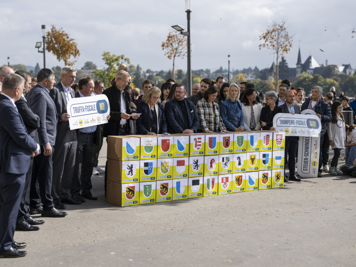 Alliance submits referendum against individual taxation