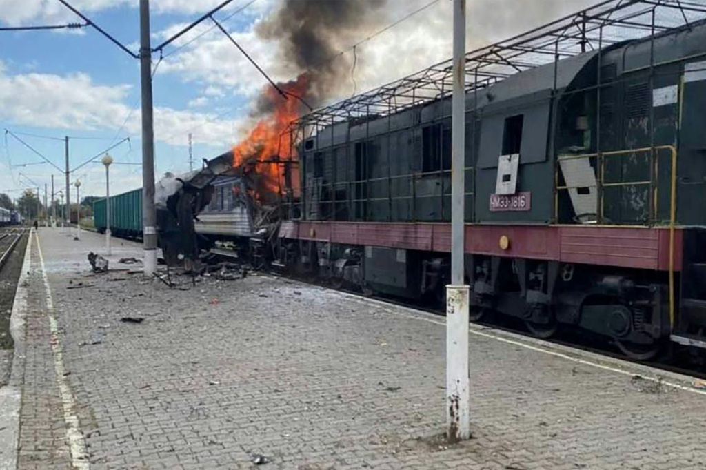 ضربة روسية على أوكرانيا توقع قتيلا في زابوريجيا وتأهب في بولندا