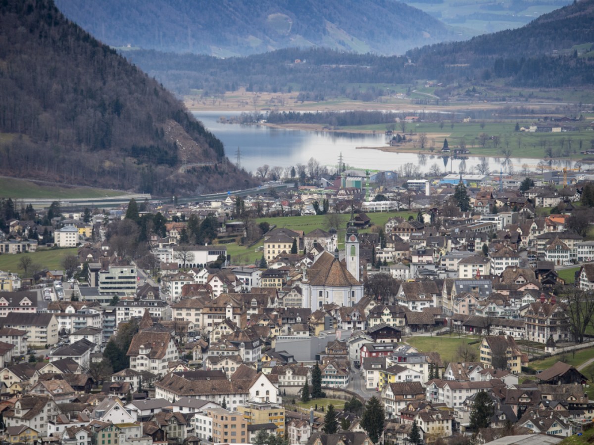 Gemeindepräsident von Schwyz tritt 2026 nicht mehr an - SWI swissinfo.ch