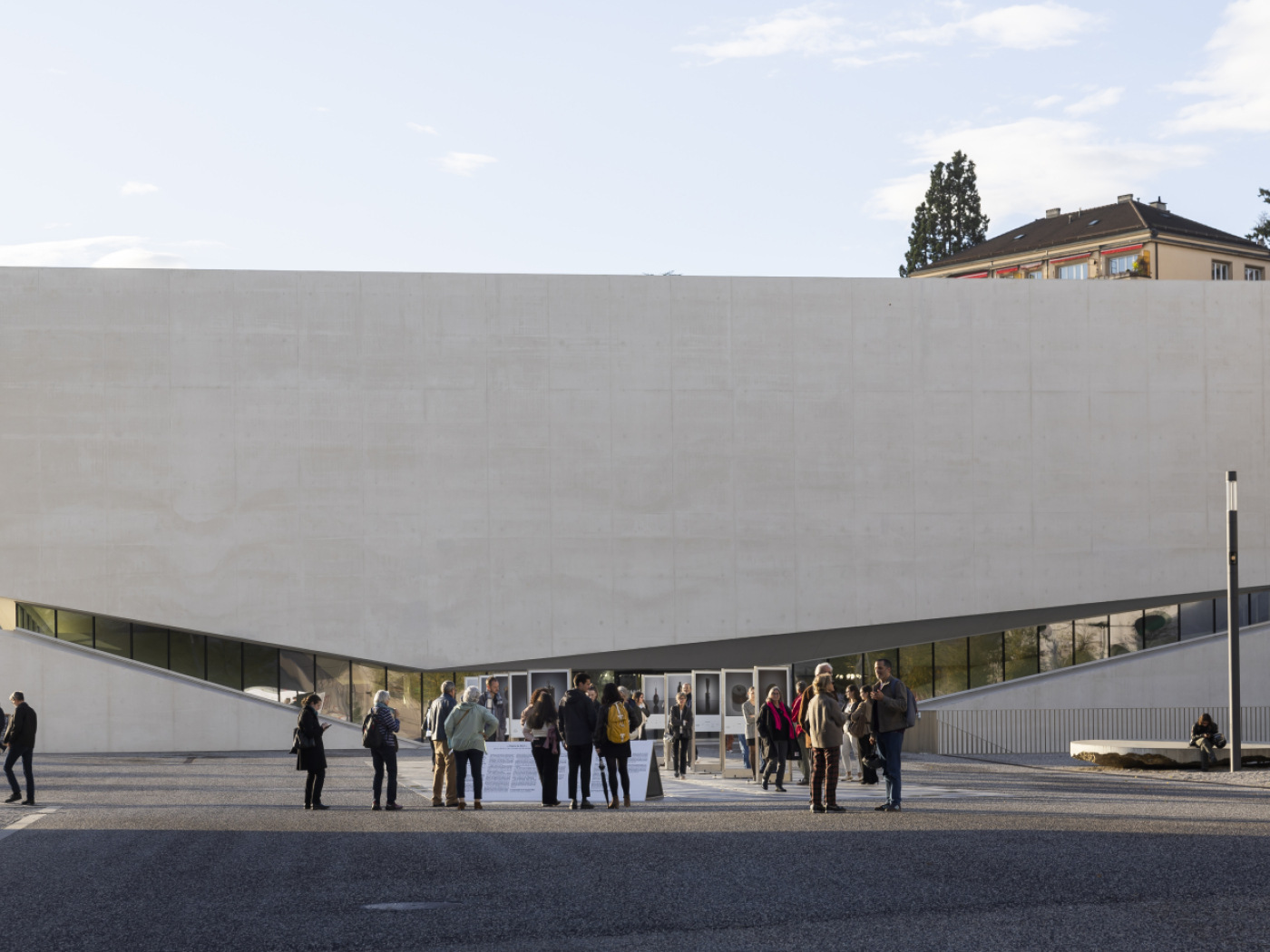 Photo Elysée takes a critical look at its colonial archives