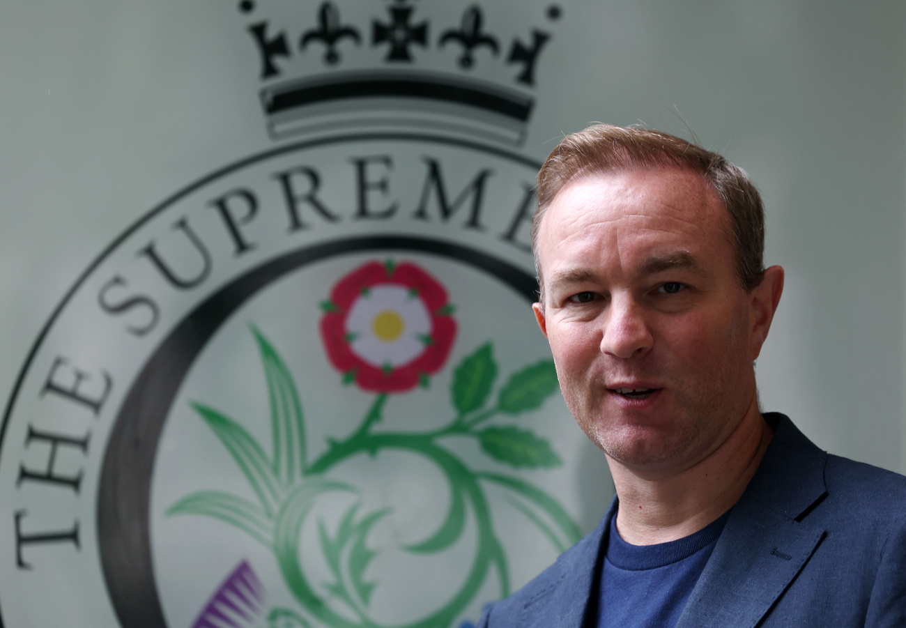 epa12255170 Former trader Tom Hayes arrives at the Supreme Court in London, Britain, 23 July 2025. The UK Supreme Court is set to rule on traders' rate-rigging conviction appeals. Former traders Tom Hayes and Carlo Palombo were convicted of interest rate benchmark manipulation in 2015 and 2019, respectively, with the Court of Appeal twice dismissing appeals against each of their convictions. They are asking the Supreme Court to quash the convictions, which the Serious Fraud Office opposes. EPA/ANDY RAIN