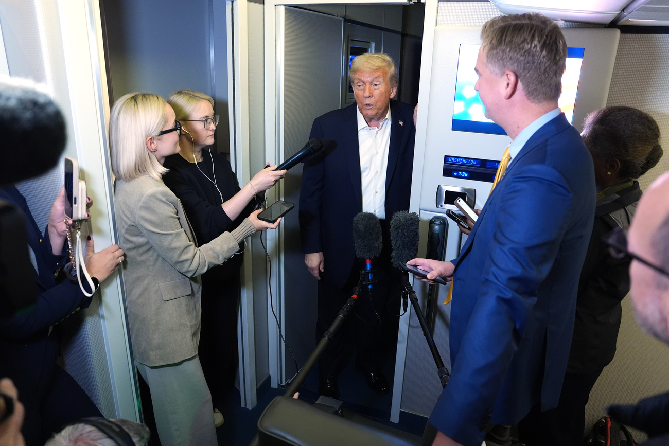 O presidente americano Trump e jornalistas