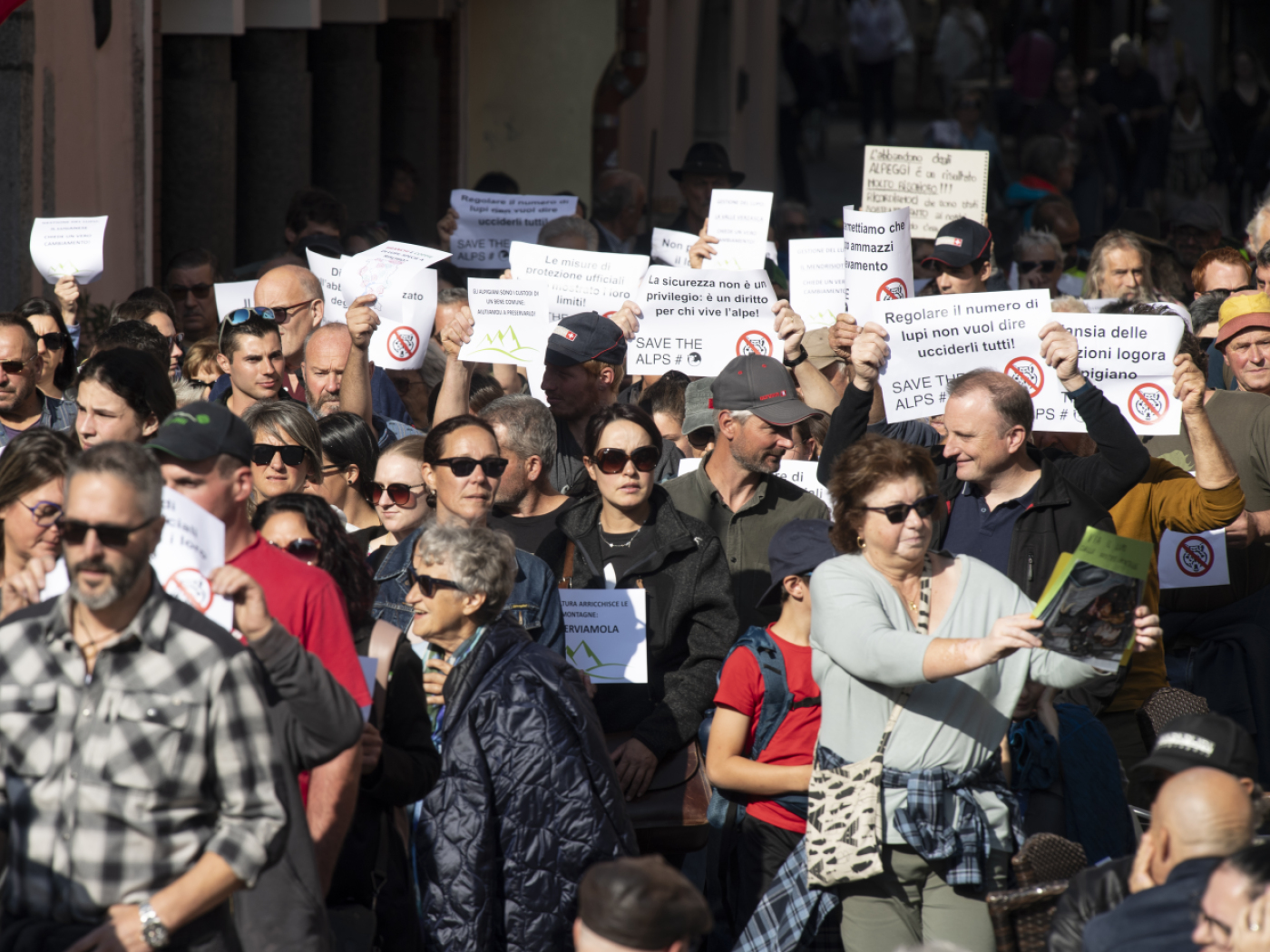 Ticino livestock farmers demonstrate against the abandonment of mountain pastures