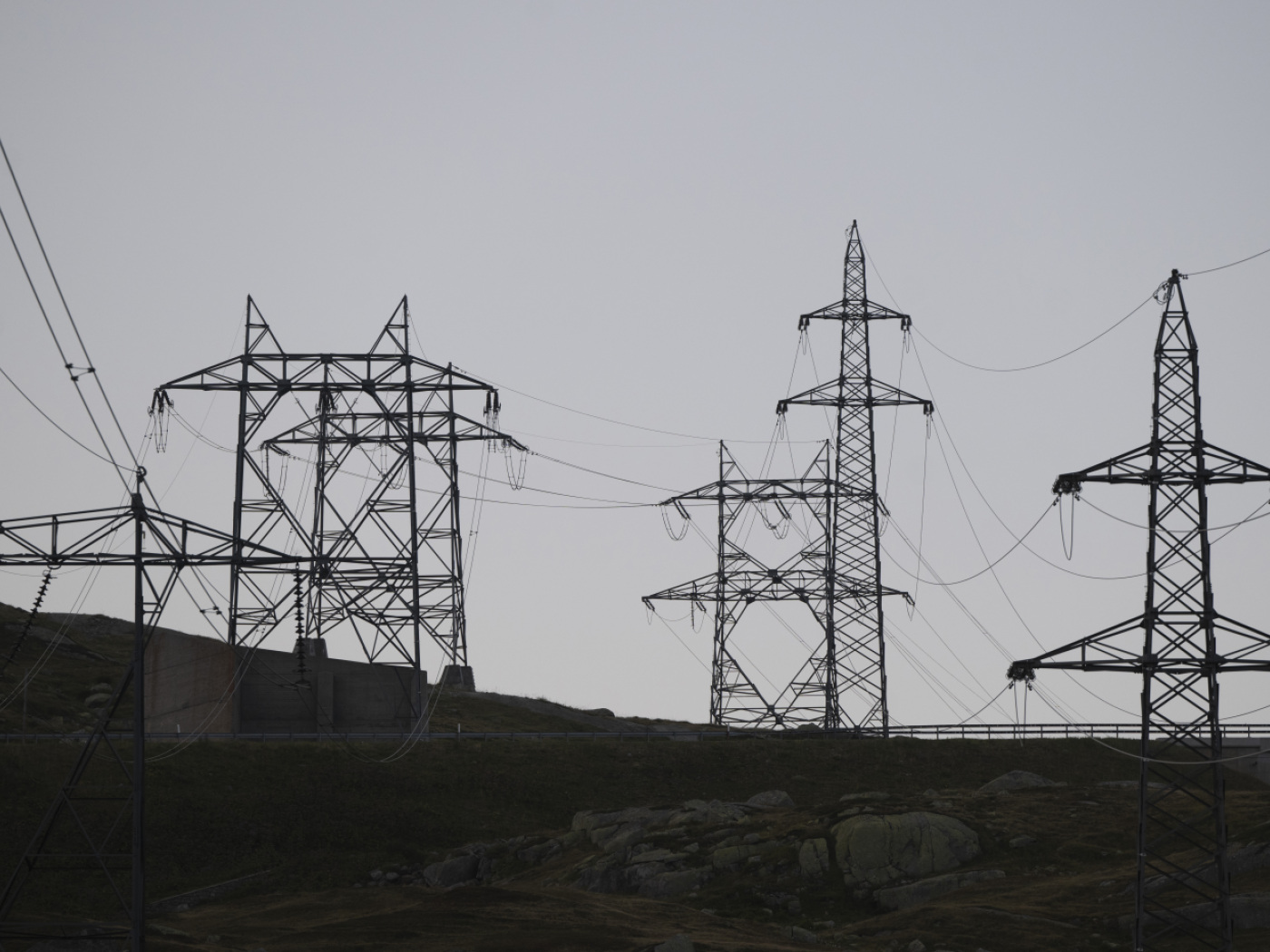 Swissgrid posts lower profit in the first half of the year