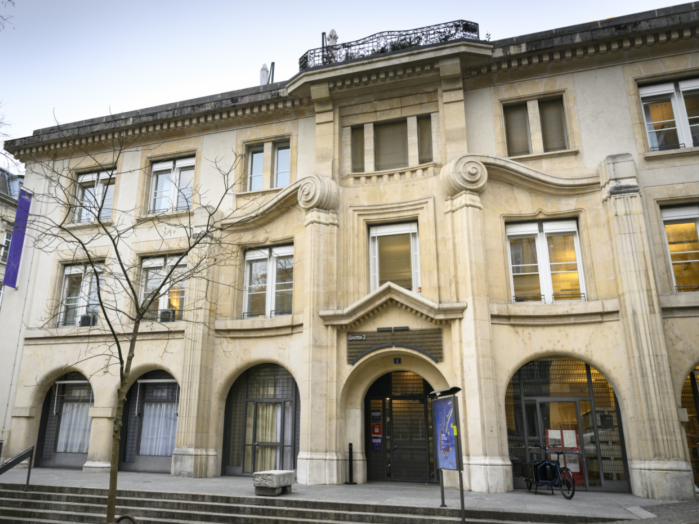 A young conductor takes the reins of the Sinfonietta