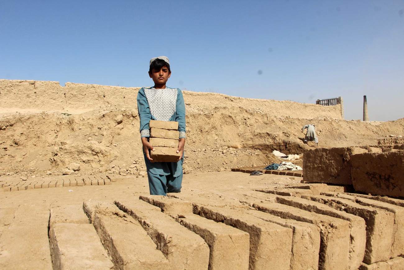 Child working in Afghanistan