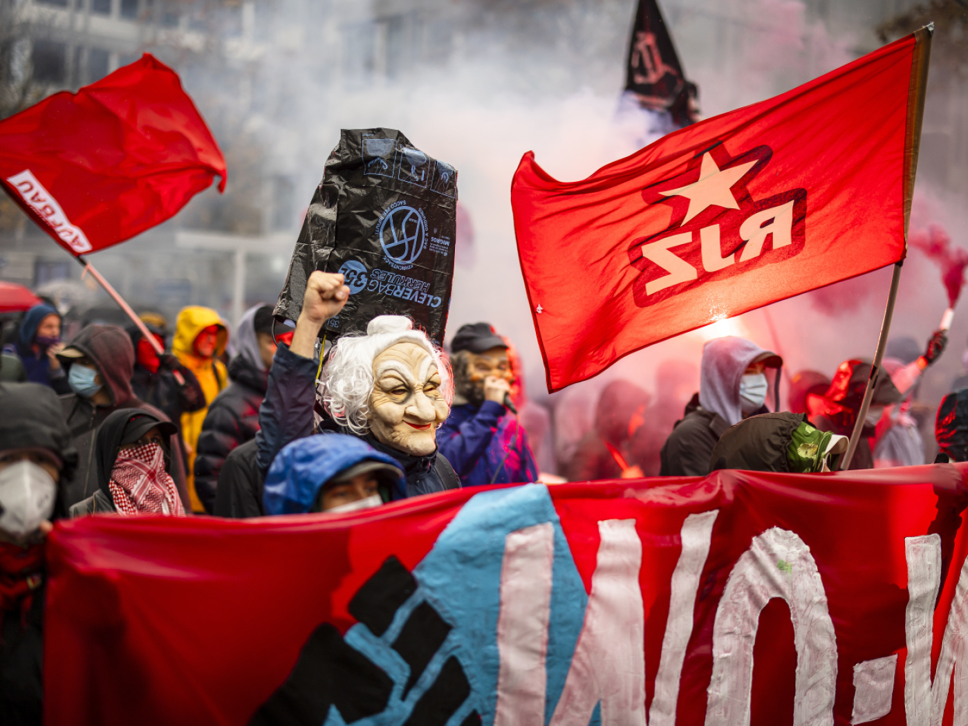 Several hundred people protest against the housing crisis in Zurich