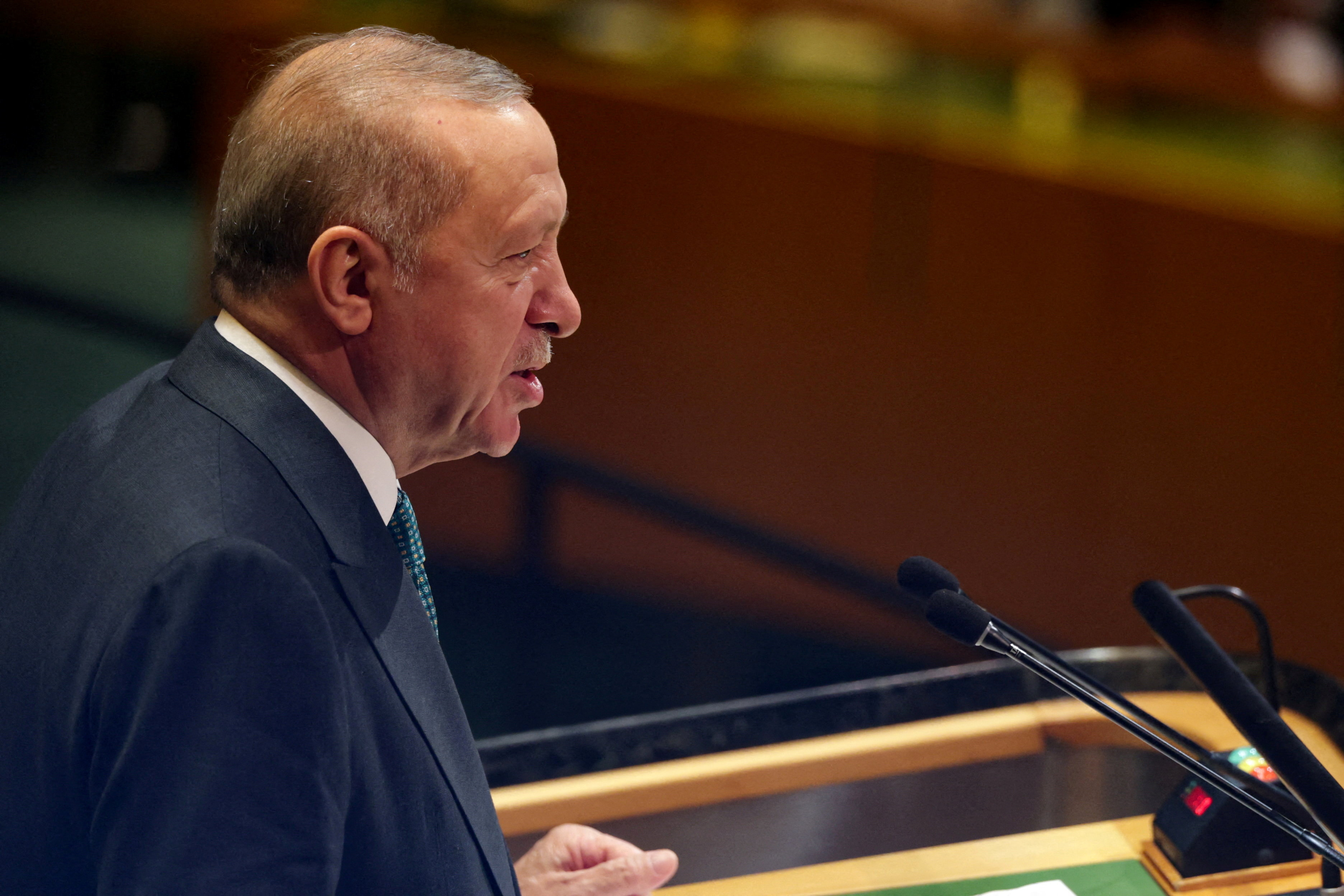 أردوغان يندد باعتراض إسرائيل لأسطول الصمود المتجه لغزة
