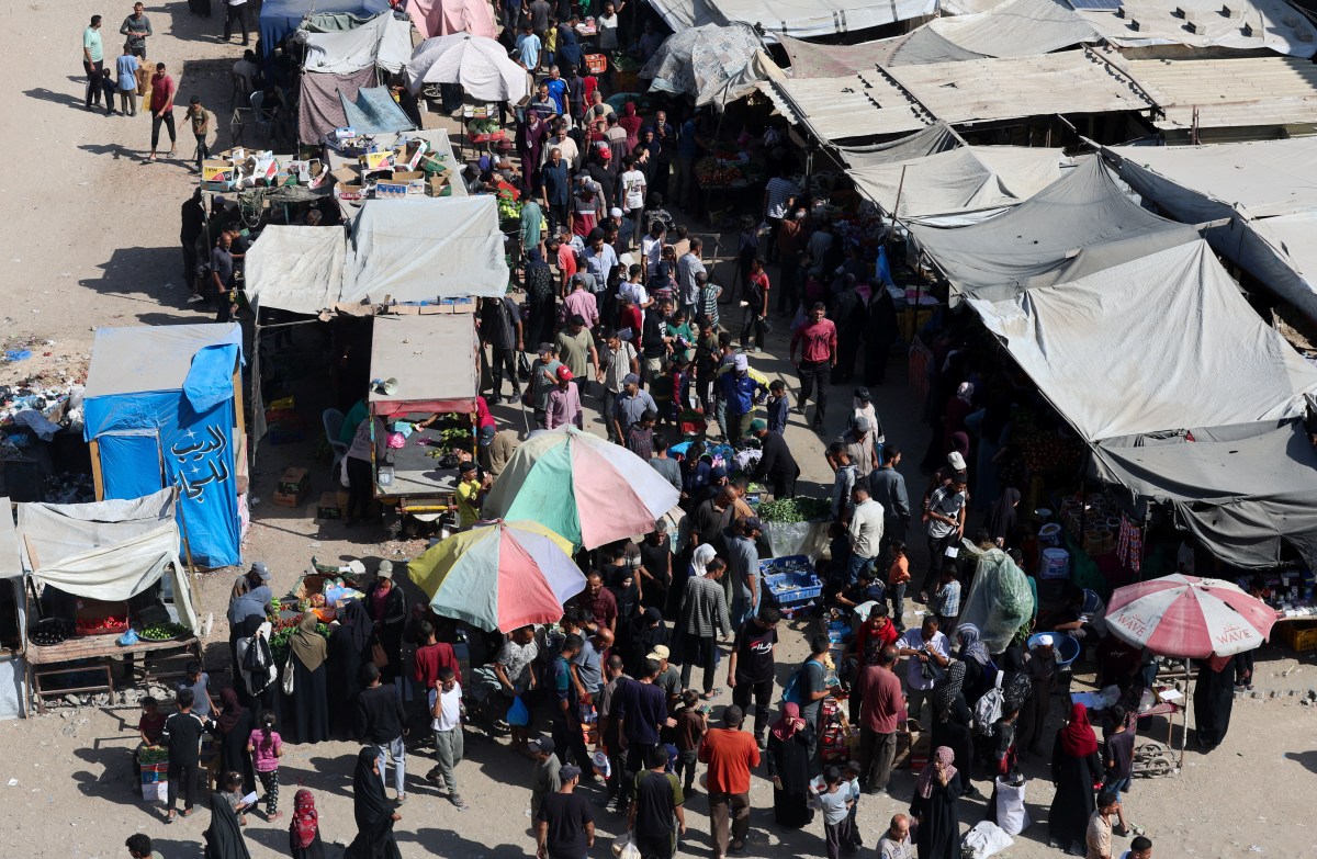 وسطاء يكثفون الجهود الدبلوماسية لإبعاد شبح الانهيار عن اتفاق وقف إطلاق النار في غزة