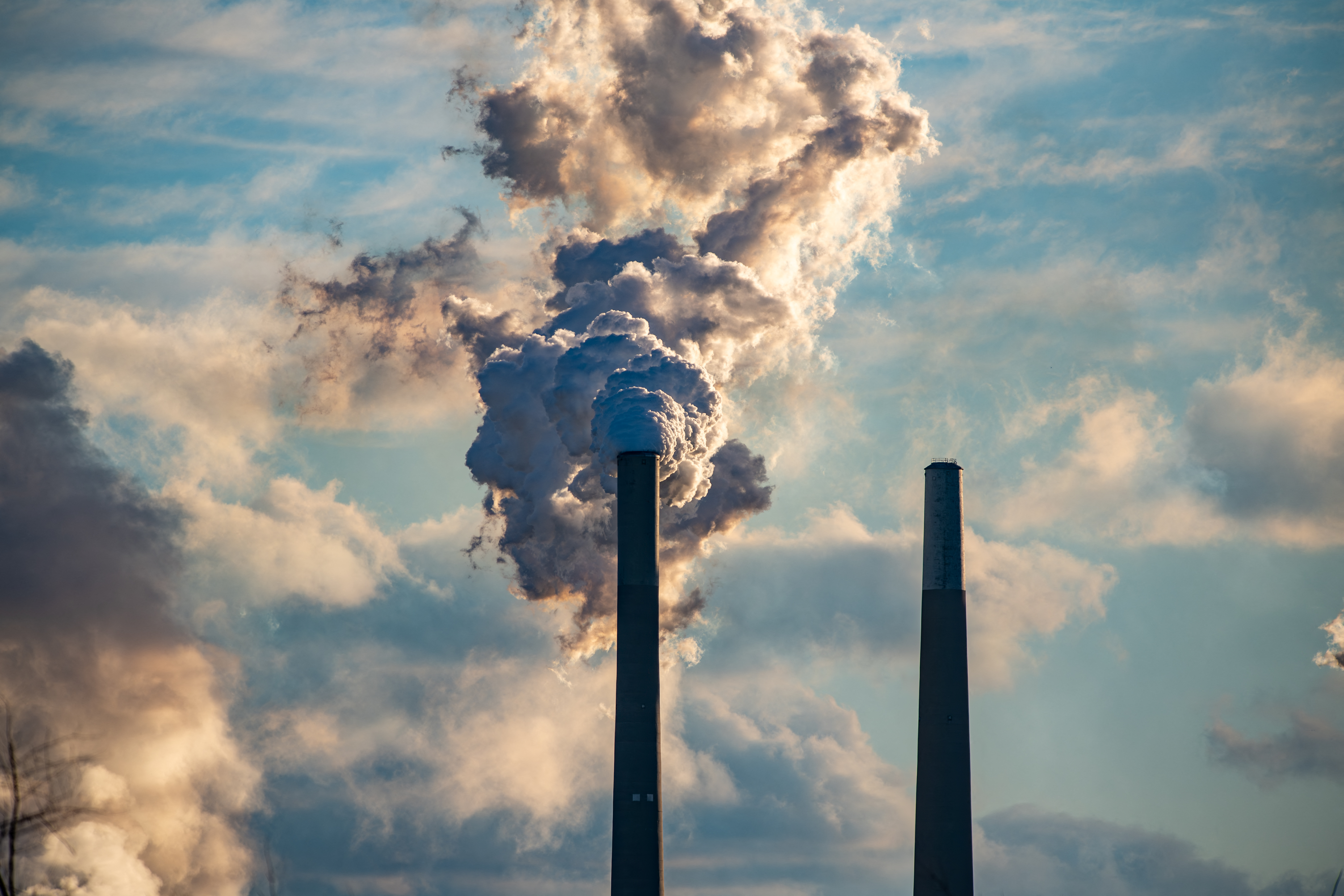 Switzerland joined other countries at COP30 in calling for a phase-out of fossil fuels. But before leaving Belém, Swiss Environment Minister Albert Rösti made clear that the current geopolitical context complicated matters.