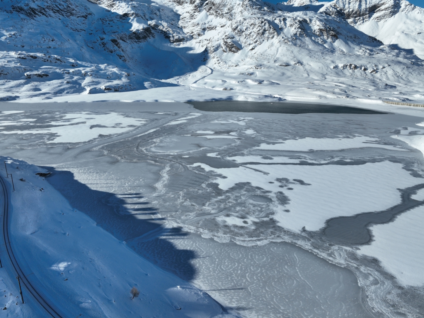 Man collapses in the ice on the Bernina Pass GR and dies