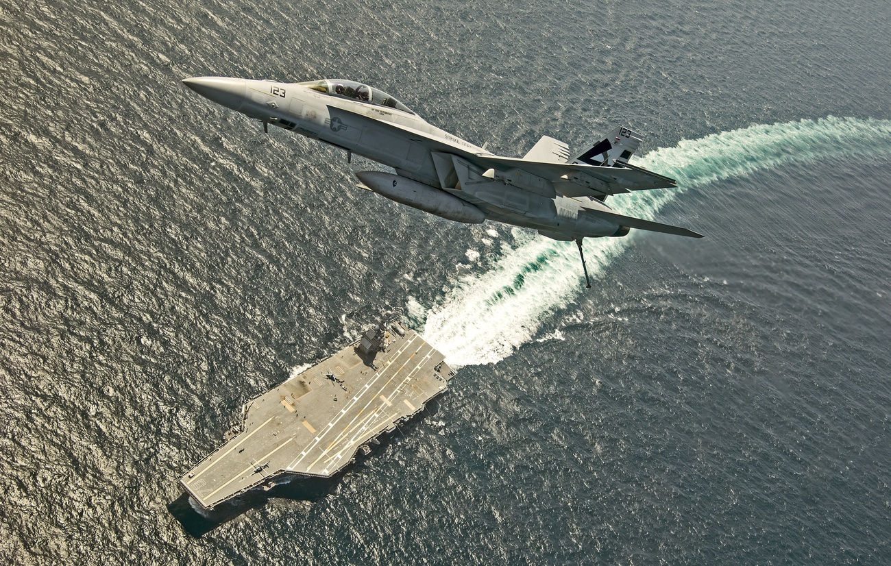 El portraaviones USS Gerald R. Ford