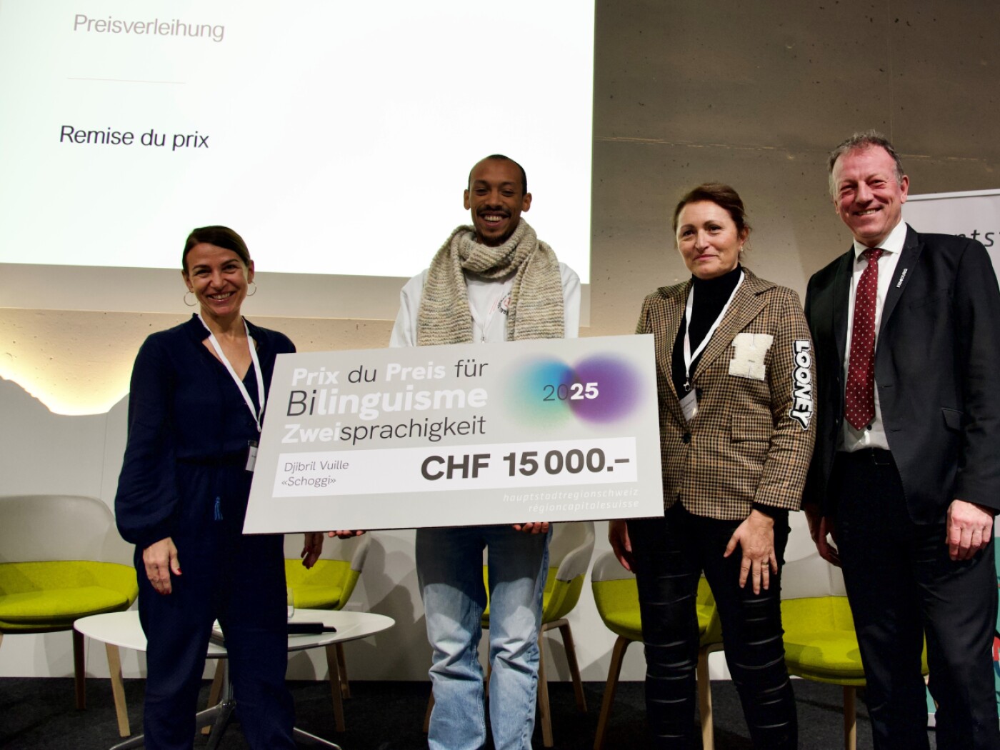 Bernese director Djibril Vuille wins bilingualism prize