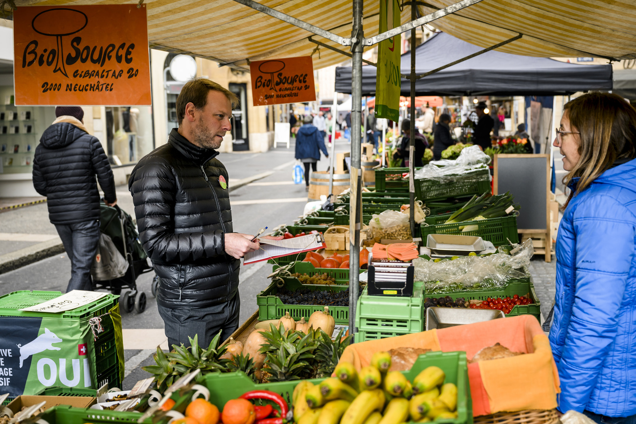 Popular initiatives and referendums, for which 100,000 and 50,000 valid signatures respectively must be collected, are among the cornerstones of direct democracy in Switzerland.