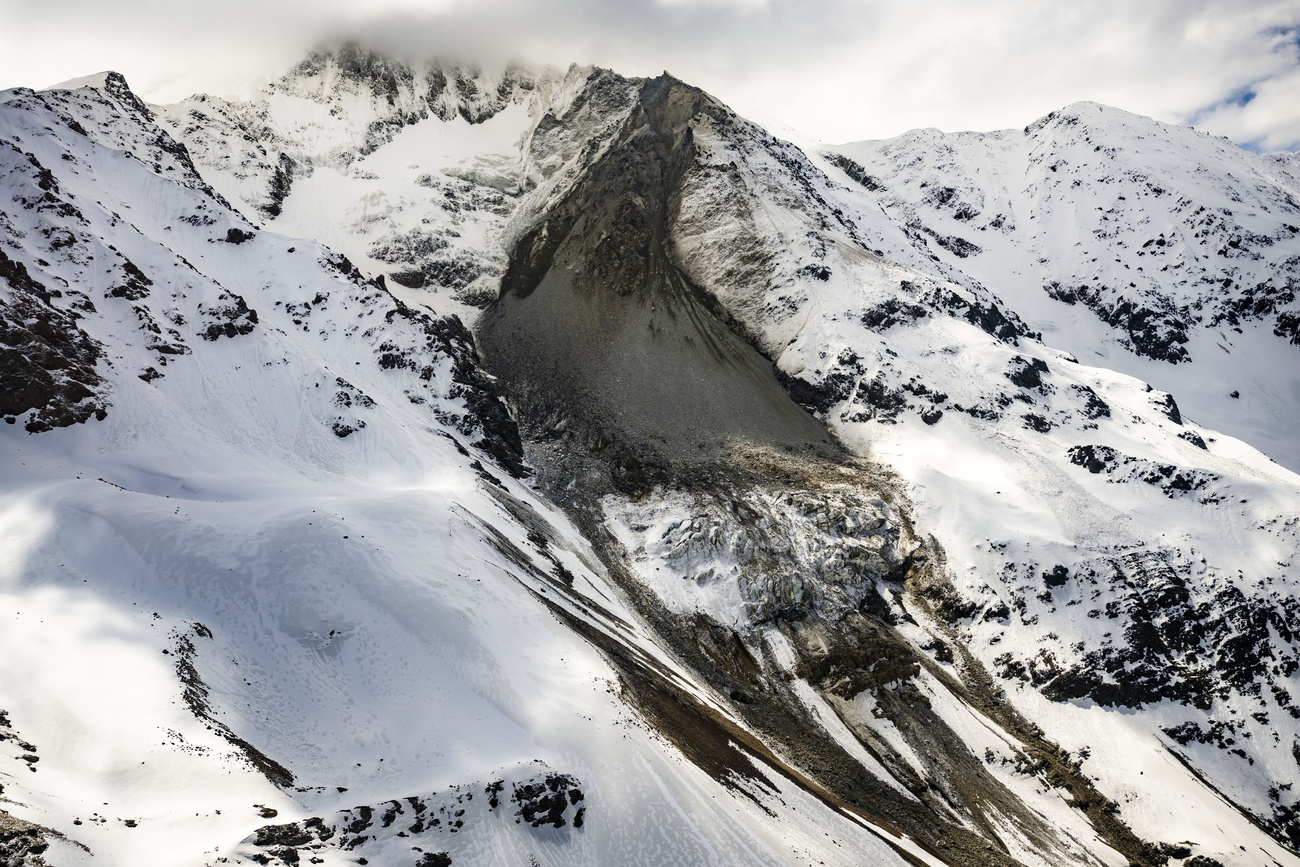 View of the rock debris that had accumulated on the Birch Glacier on May 23, 2025, ahead of its collapse five days later.