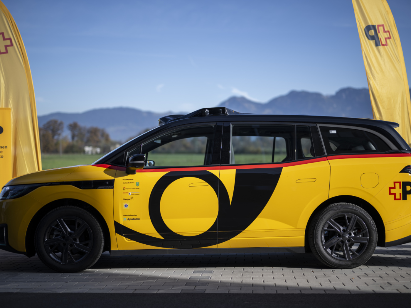 Car Postale Autos à conduite autonome de CarPostal d'abord testées à Altstätten ...