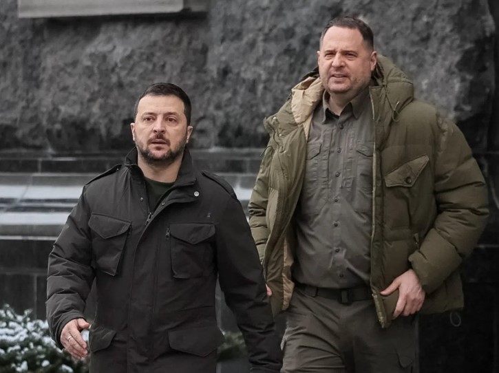 Ермак был не просто управленцем, а ключевой фигурой в построенной Зеленским сверхцентрализованной системе, где личная лояльность часто оказывалась важнее компетентности.