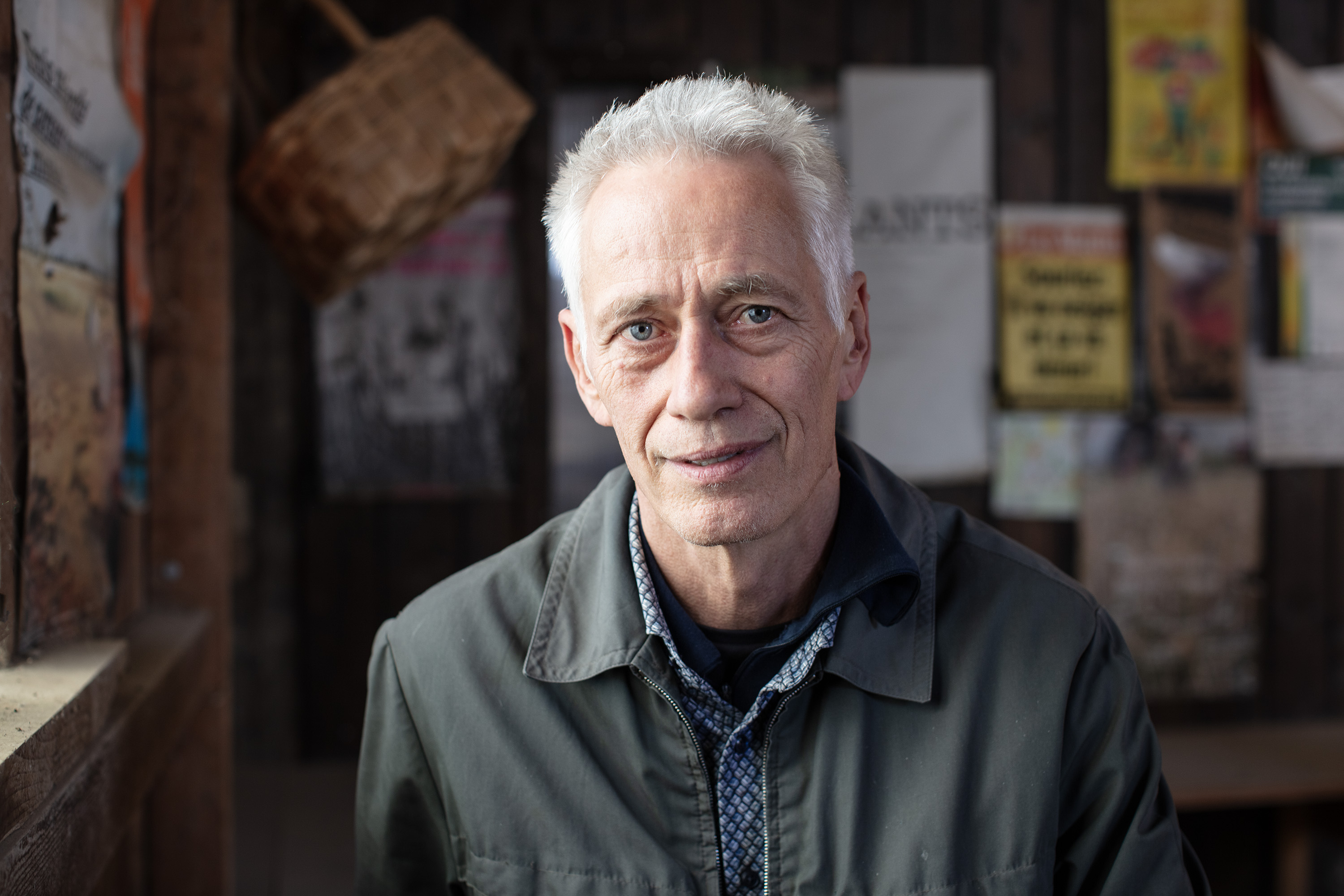 Swiss politicians decry ‘gold bar diplomacy’ in Trump trade deal - SWI ...