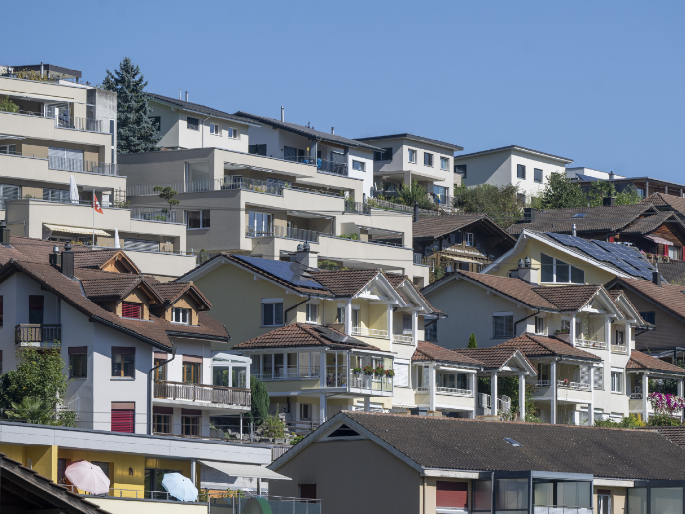 case in quartiere residenziale