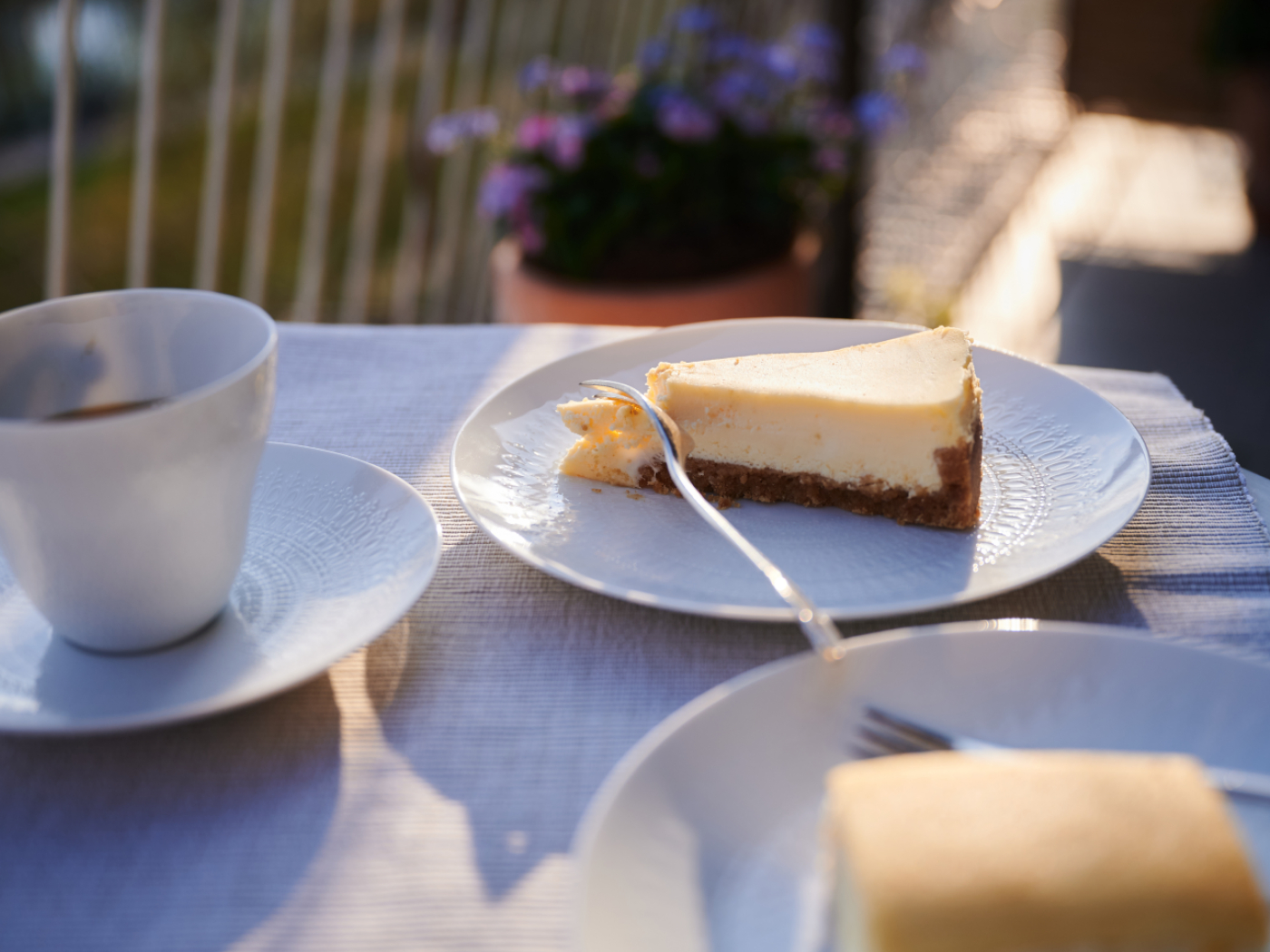 Emmi strengthens dessert business in England with acquisition