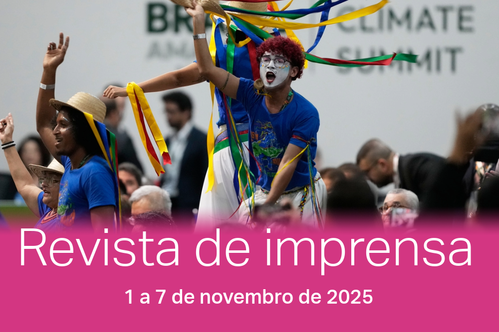 Artistas se apresentando