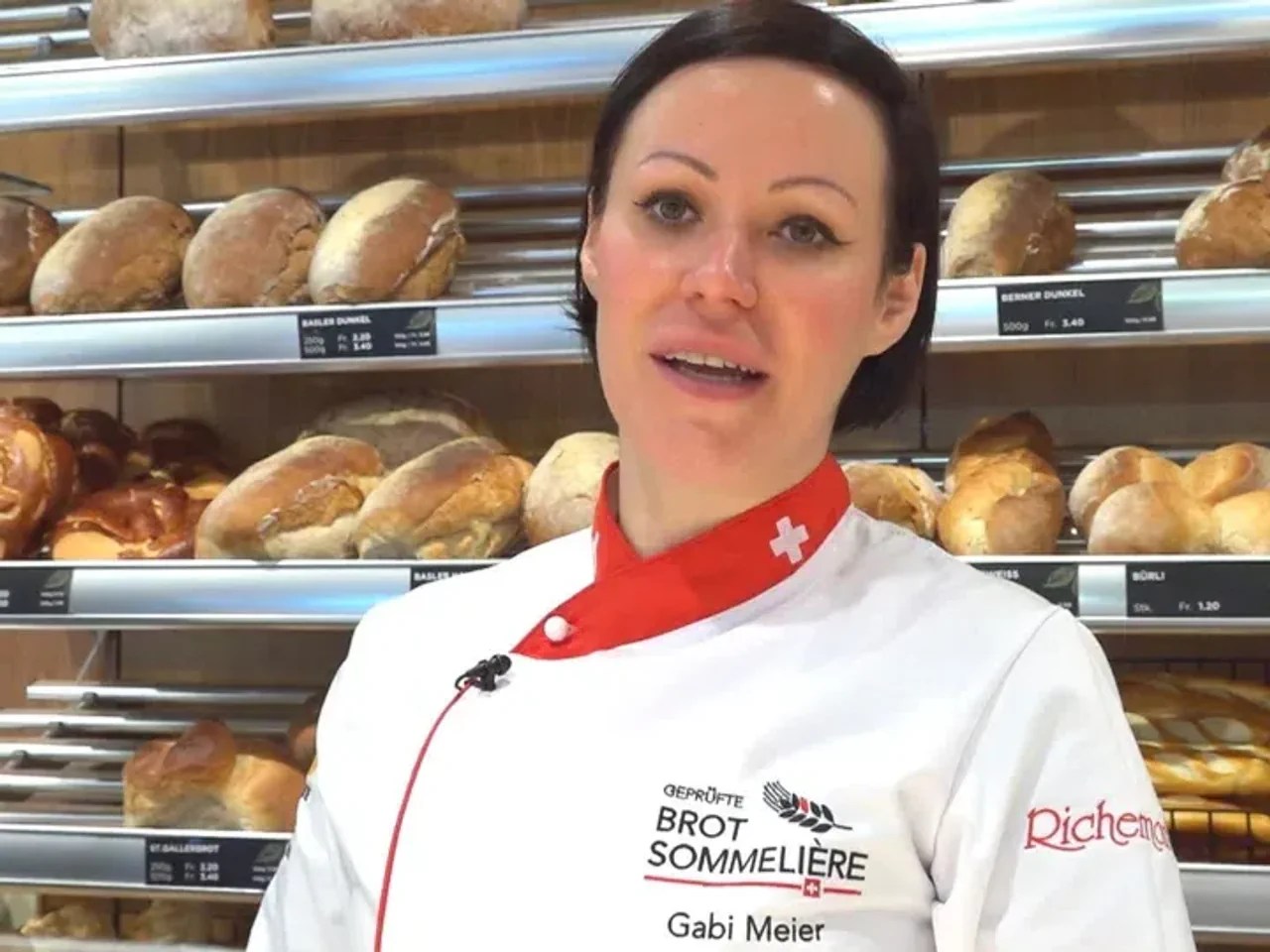 Gabi Meier often sells in the bakery and advises customers.