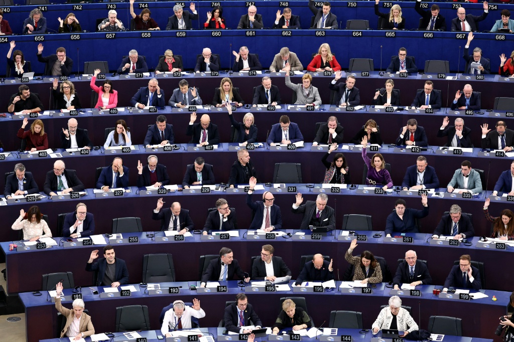 El Parlamento Europeo aprueba prohibir las importaciones de gas ruso a ...