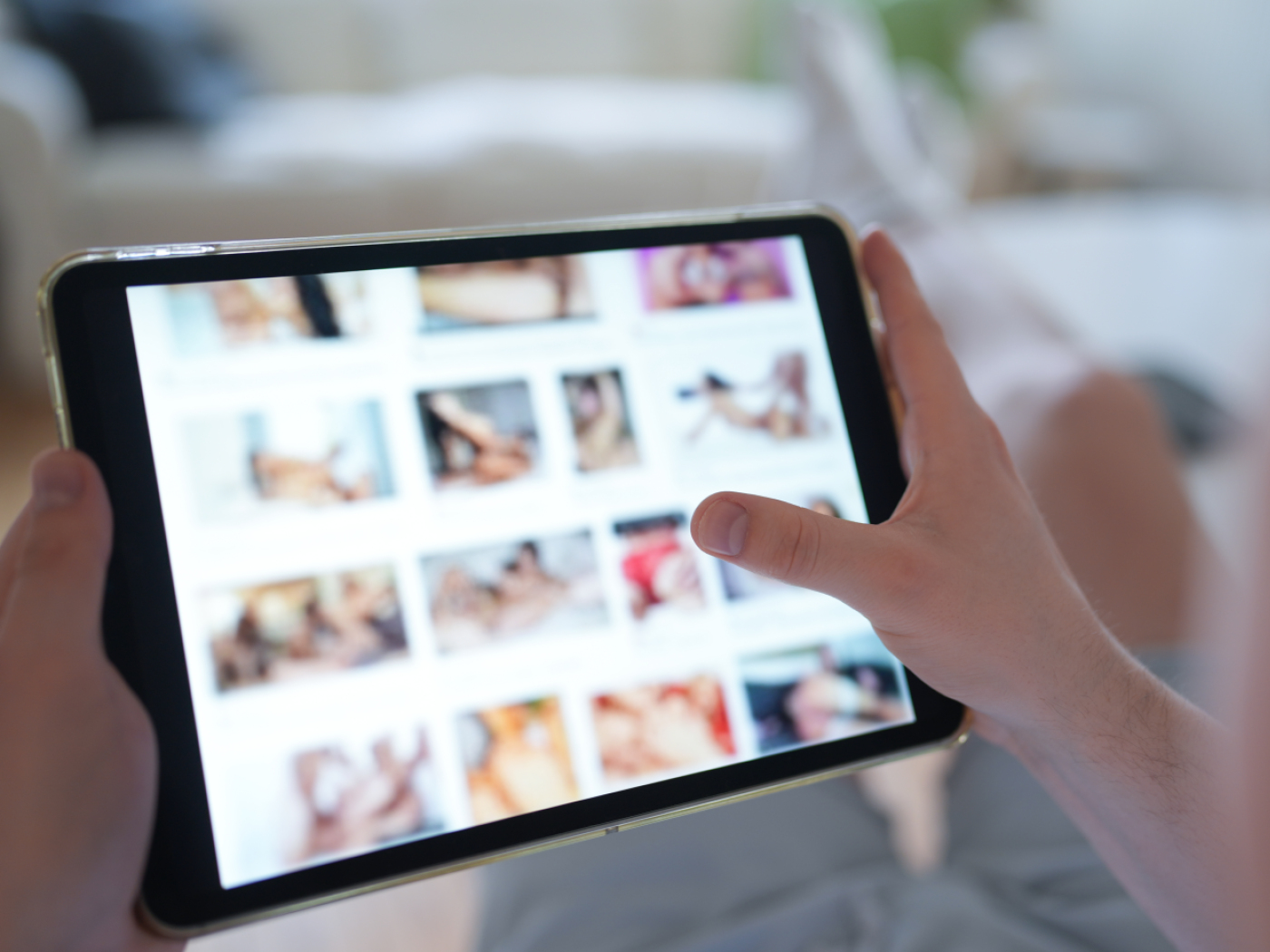 TF: porn films with digitally rejuvenated actors are illegal