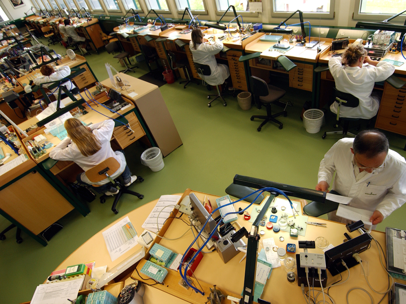 Watch industry records first decline in employment since Covid