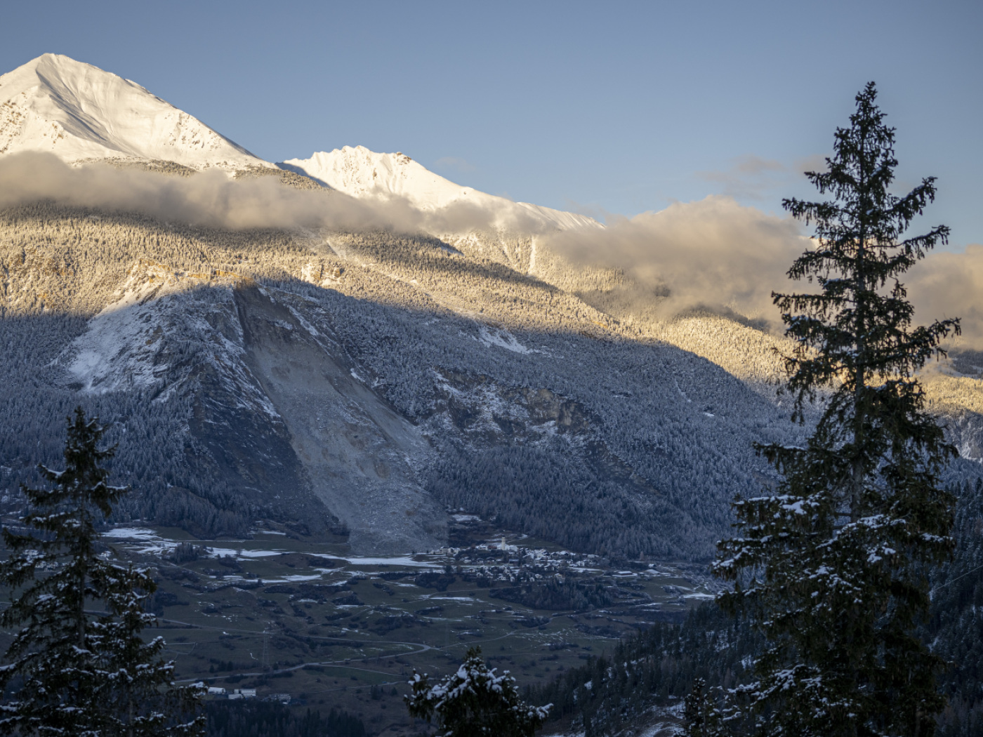 Drainage tunnel in Brienz GR shows positive effect