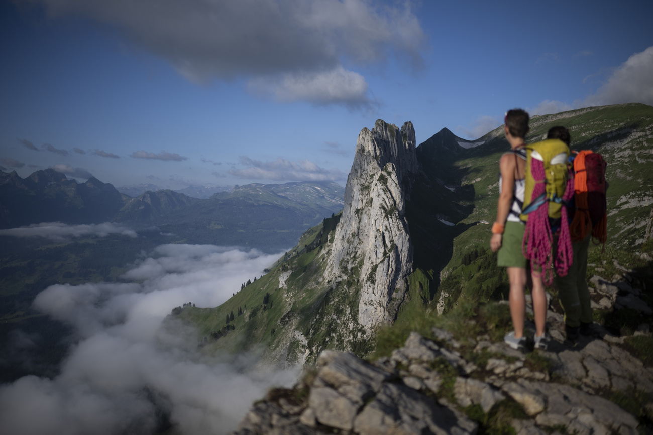 :, In Switzerland, the demand for hiking clothing has increased in particular.