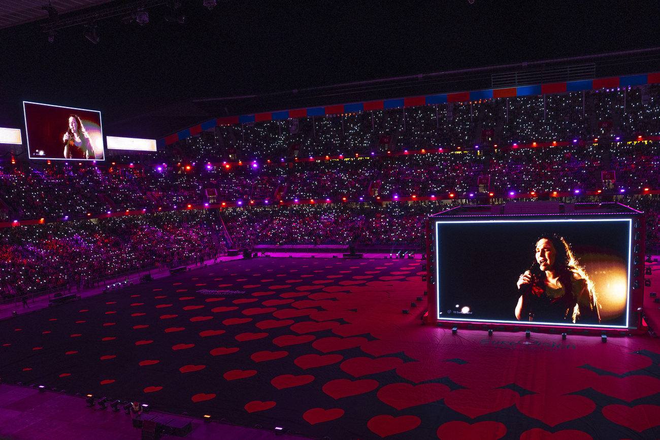 2025年5月17日星期六，瑞士巴塞尔，第69届欧洲电视歌唱大赛总决赛期间，瑞士ESC参赛选手Zoe Me在St.