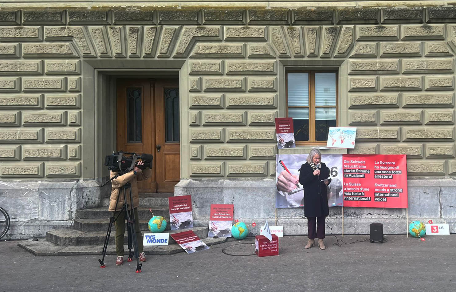 Paquet d'économies du Conseil des Etats Swissinfo