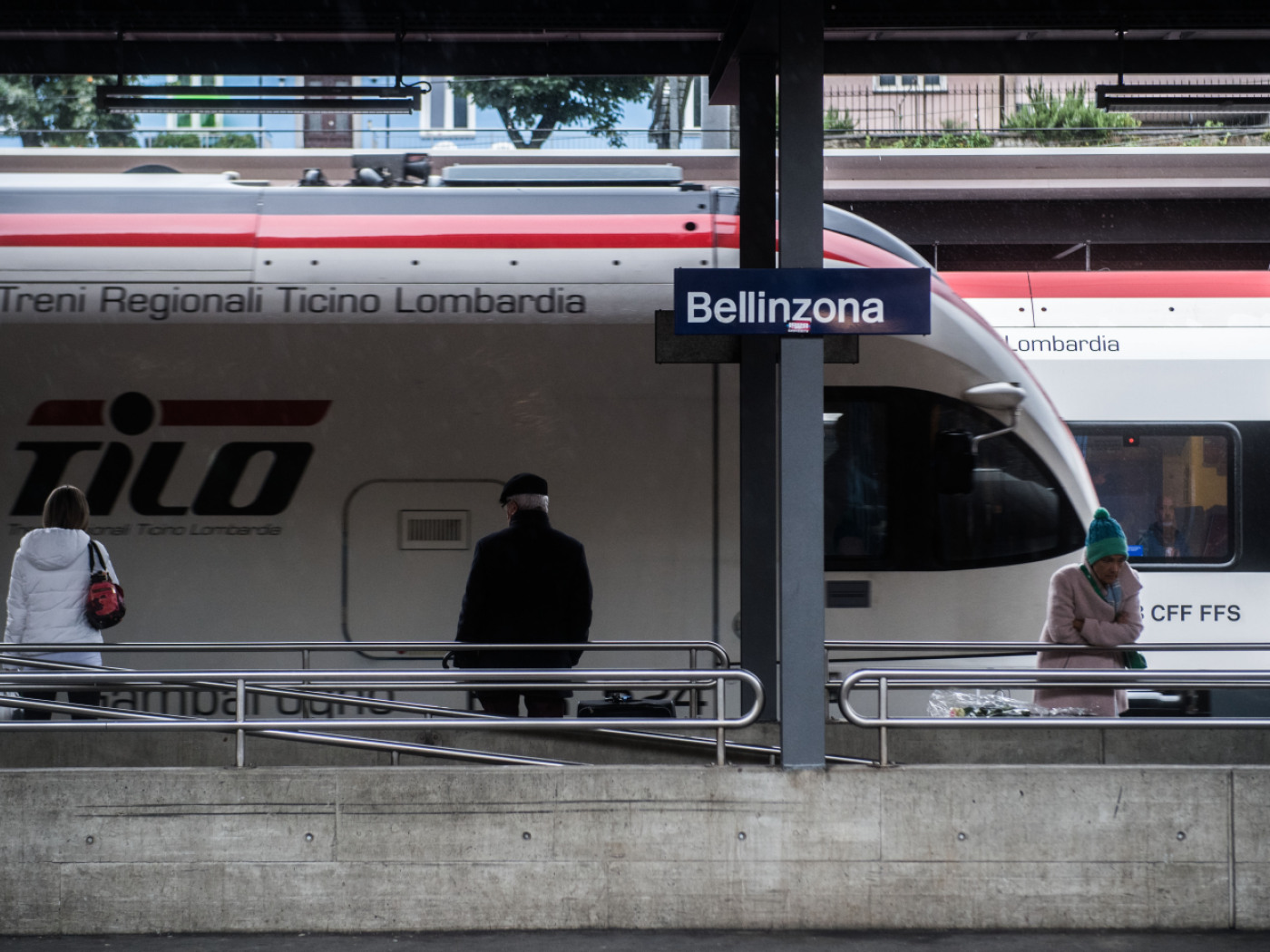 treno tilo fermo in stazione a bellinzona