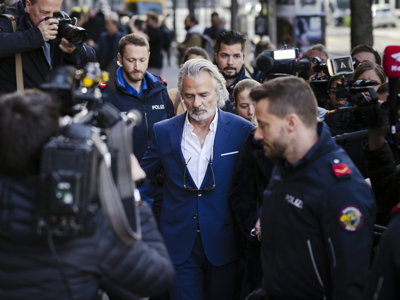 Public prosecutor discontinues proceedings against "Inside Paradeplatz"