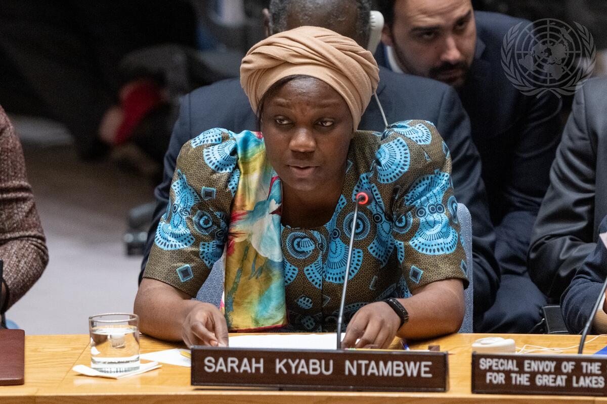 Die anerkannte Kongolesin arbeitete 2024 während der Schweizer Präsidentschaft im Sicherheitsrat der UNO mit der Schweiz zusammen, um die Stimmen von Frauen und Jugendlichen, die vom Konflikt in der Region der Großen Seen betroffen sind, zu verstärken.