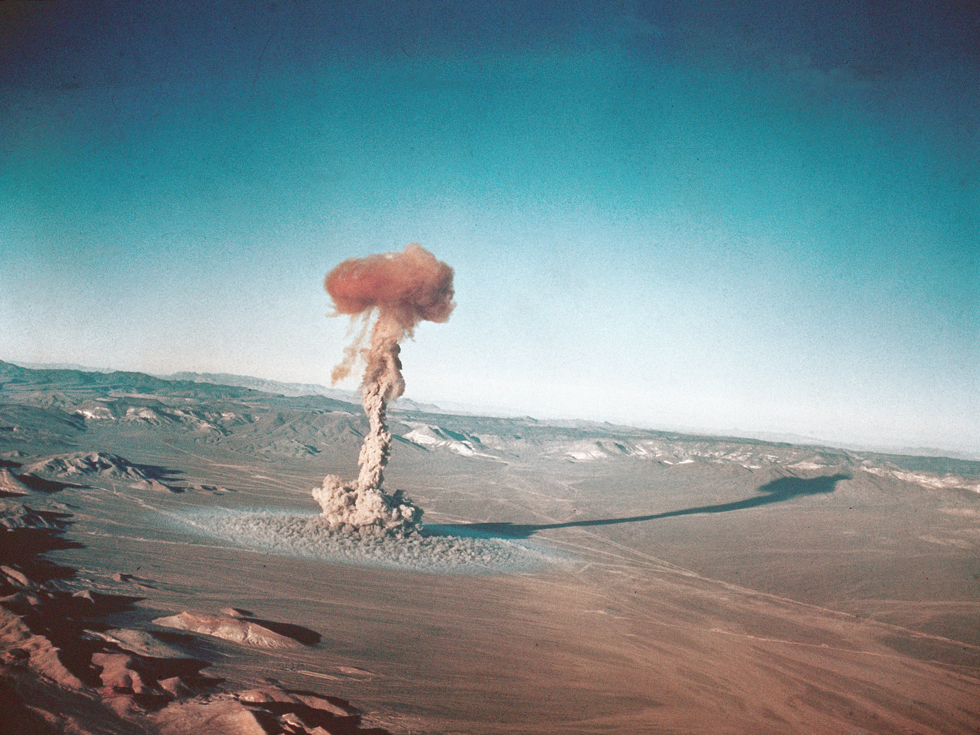 Majority supports Swiss accession to the Treaty on the Prohibition of Nuclear Weapons