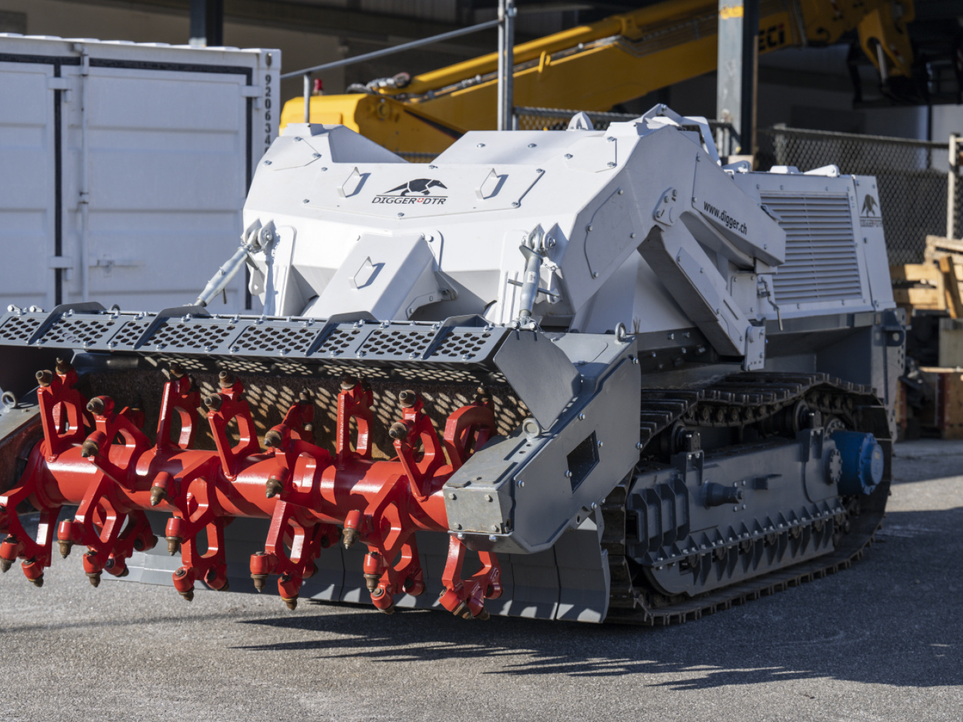 Swiss foundation sends demining machine to Ukraine