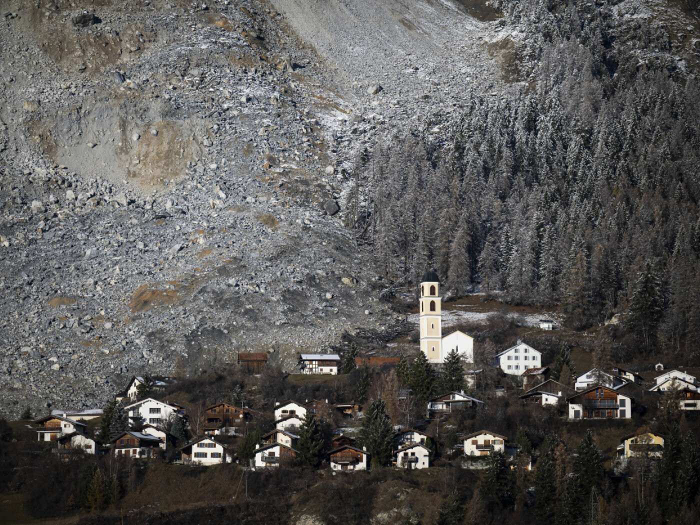 Grisons parliament releases 50 million to relocate Brienz