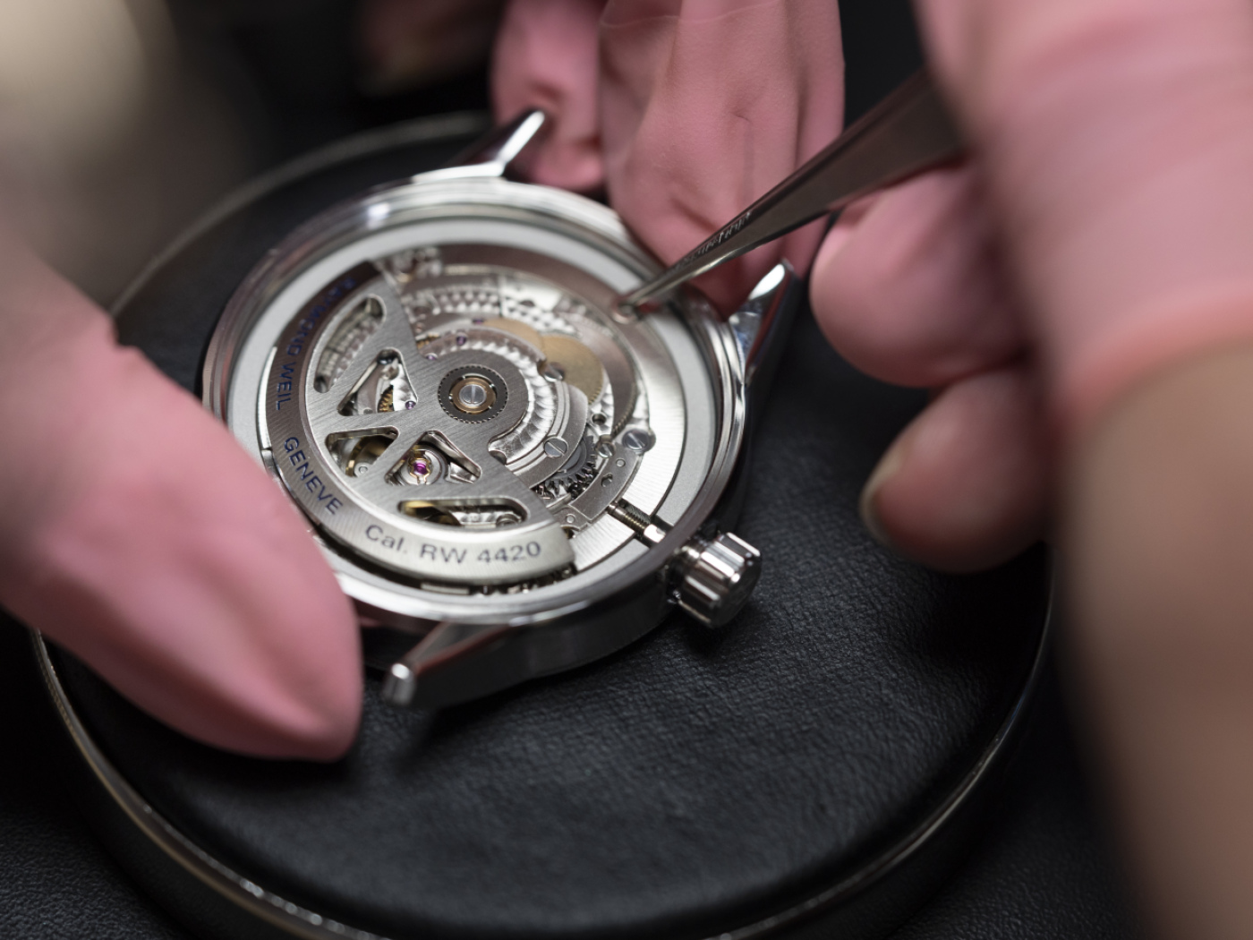 Swiss business group anticipates subdued economic growth