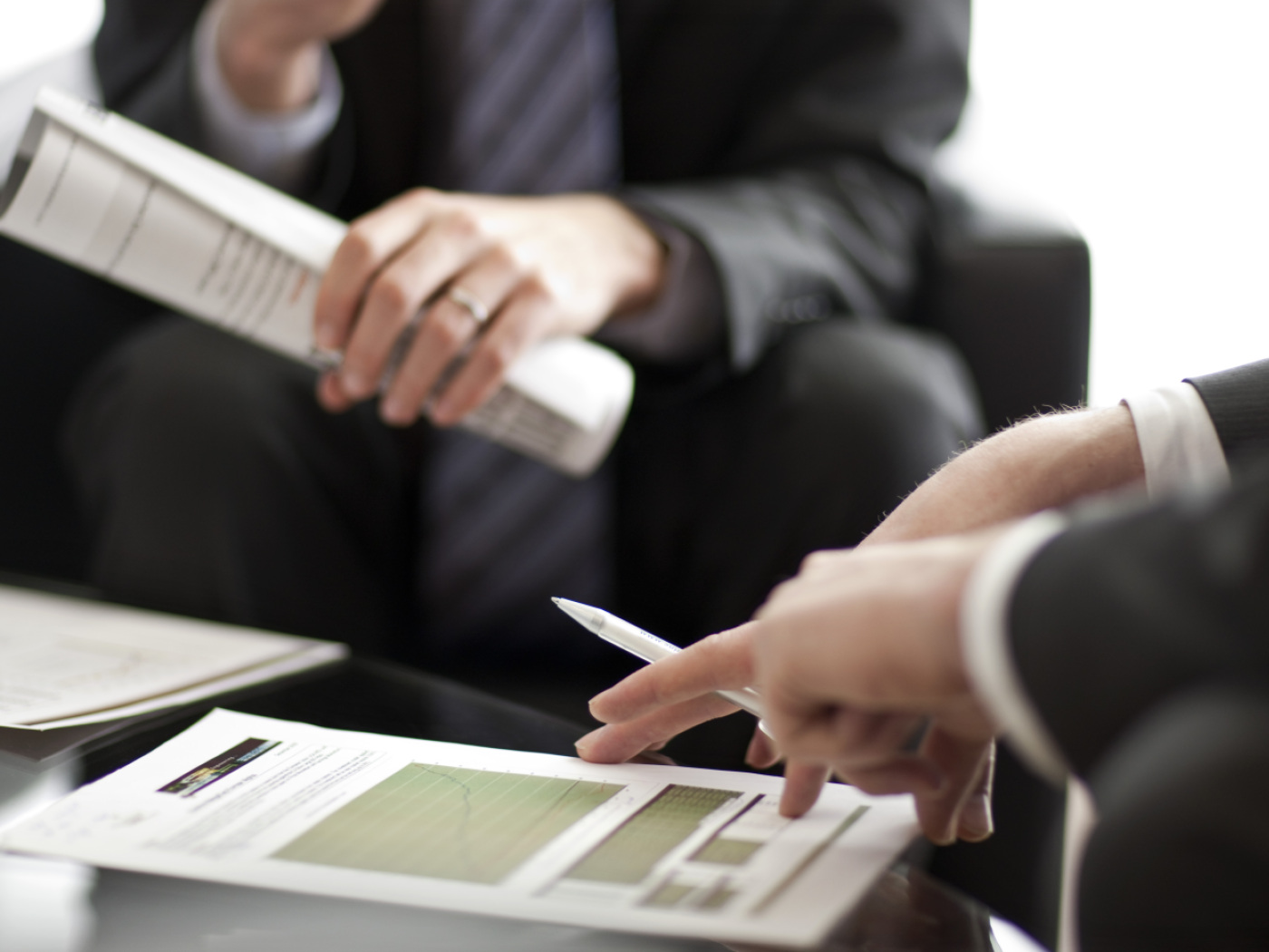 Most Swiss banks expect slump in sustainable products