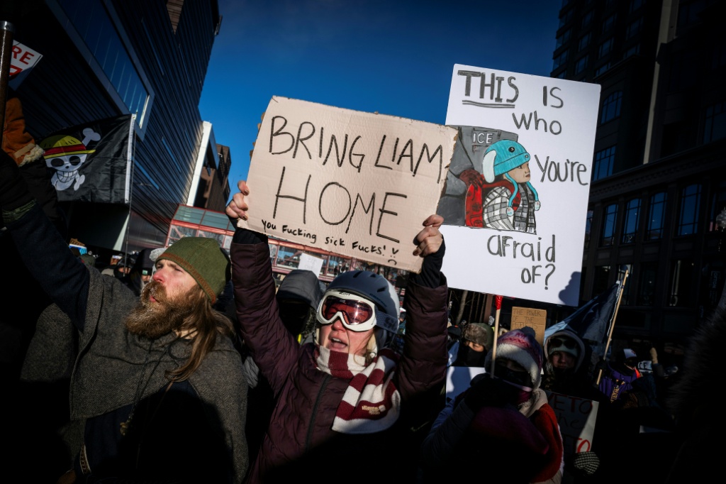 Juez federal suspende la deportación de Liam Conejo y su padre en Minnesota