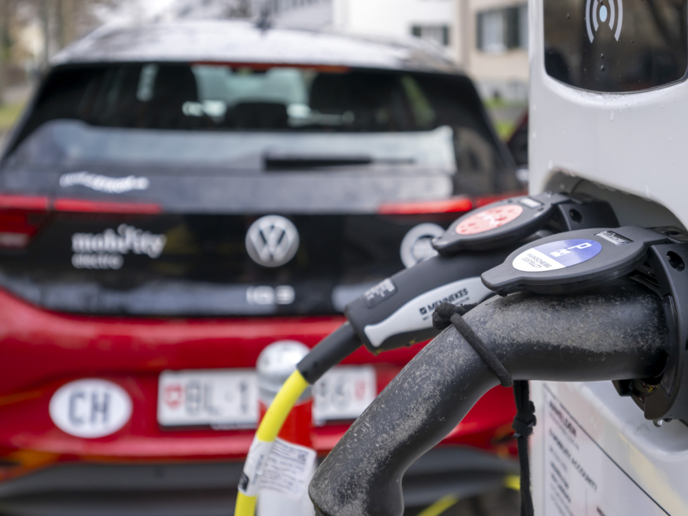 colonnina di carica per veicoli elettrici