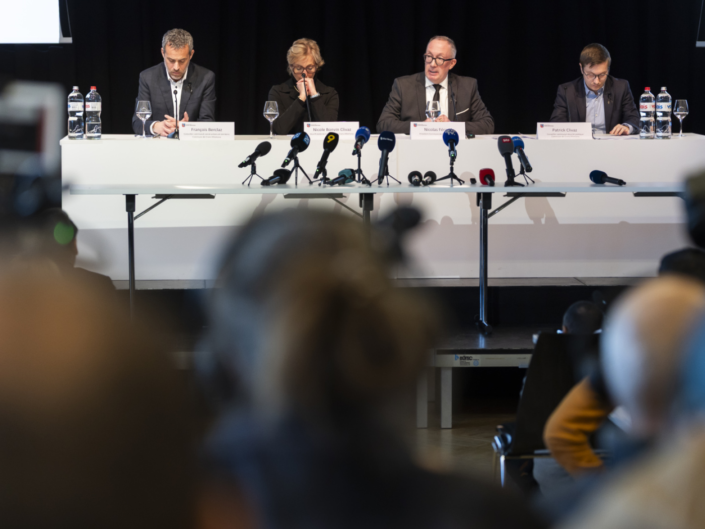 На вопрос о своей возможной отставке глава правления общины Кран-Монтана ответил отказом.