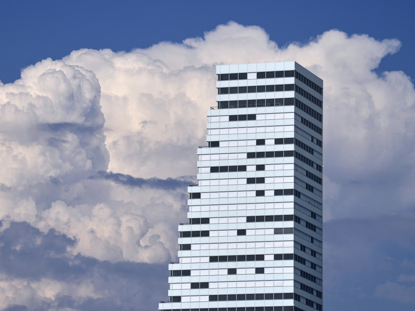 Three Swiss companies among top 100