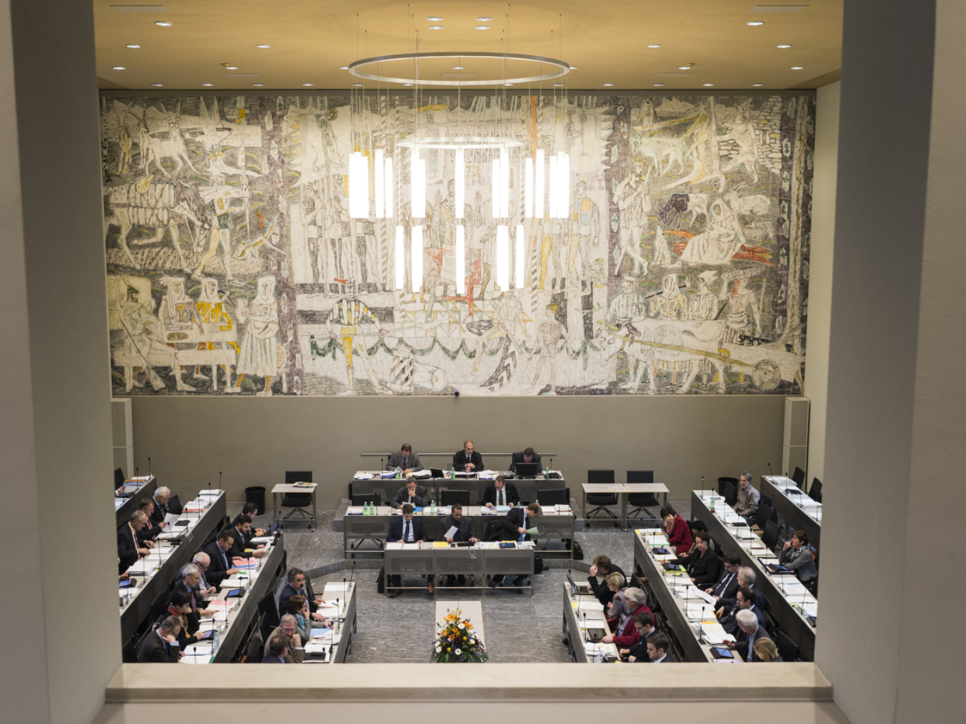 Revised Graubünden cantonal constitution provides for voting age 16