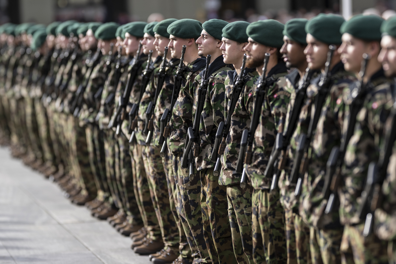 Rango di soldati sull'attenti