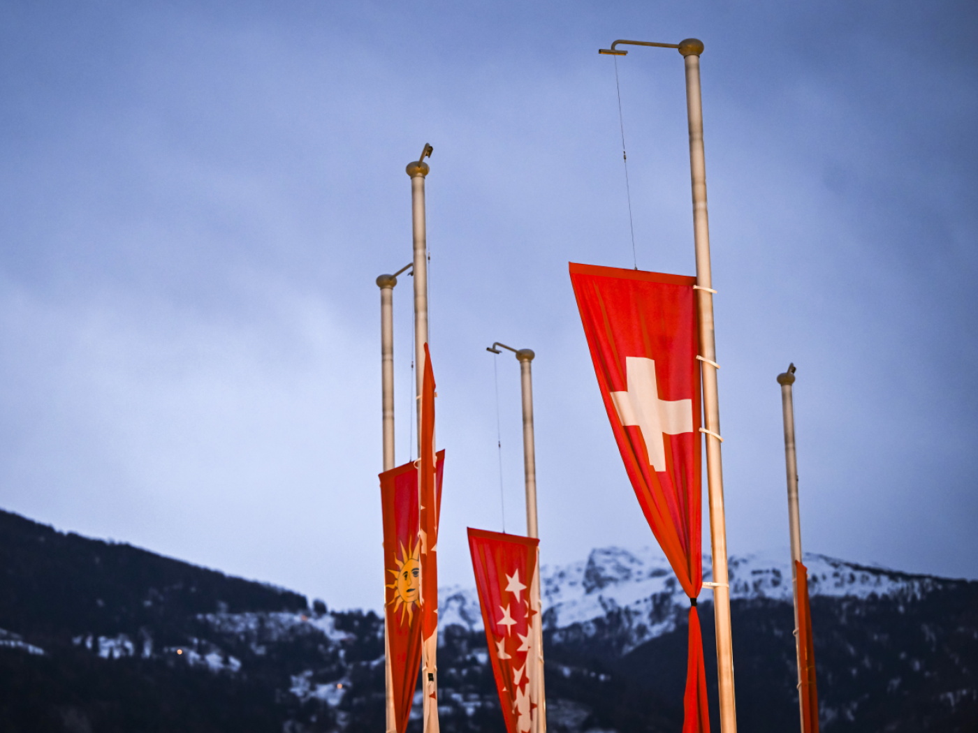 Confederation plans national day of mourning on 9 January