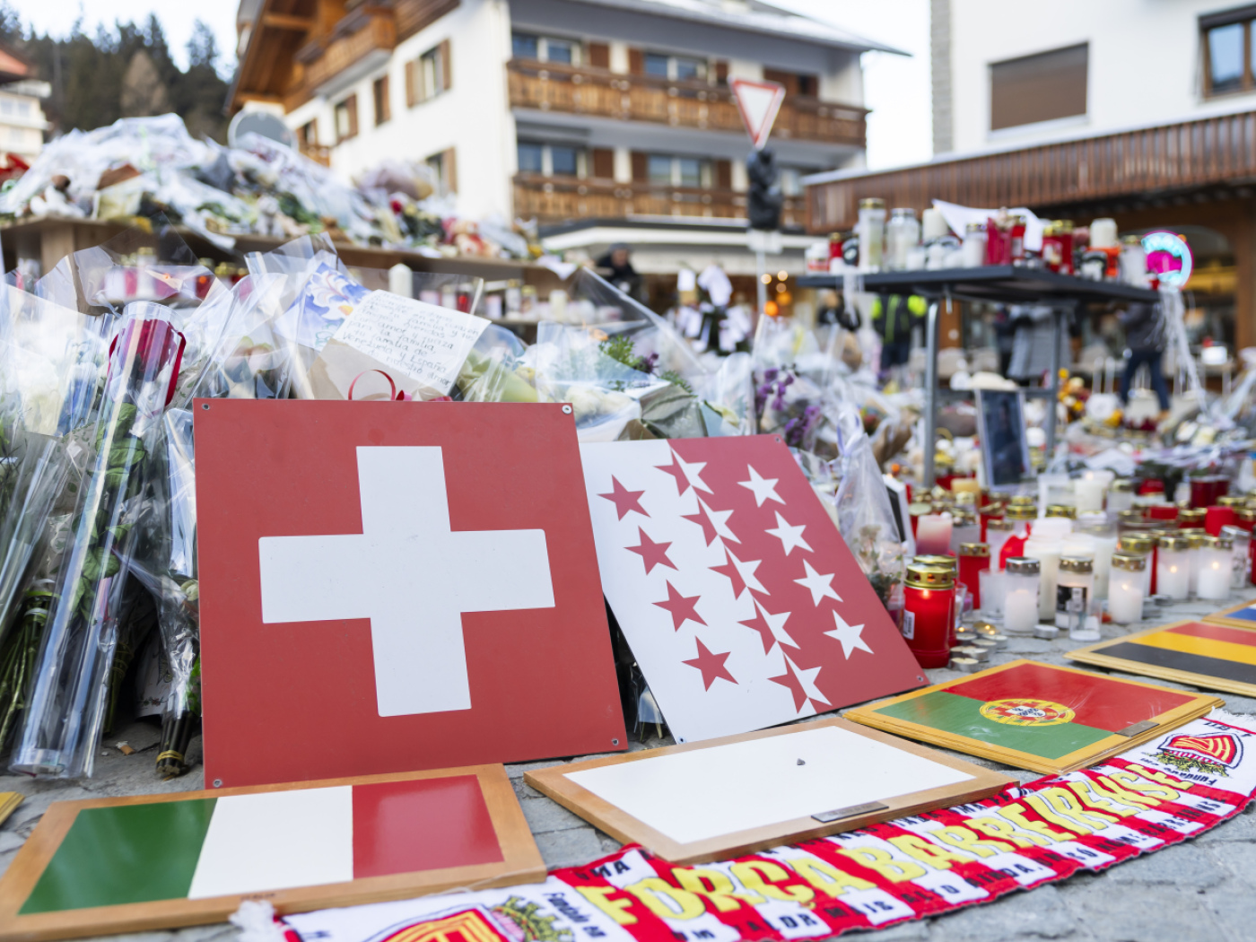 A minute's silence for the victims of Crans-Montana